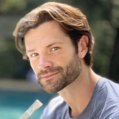 Flipped Chat AI – Chat s Jared Padalecki Todd