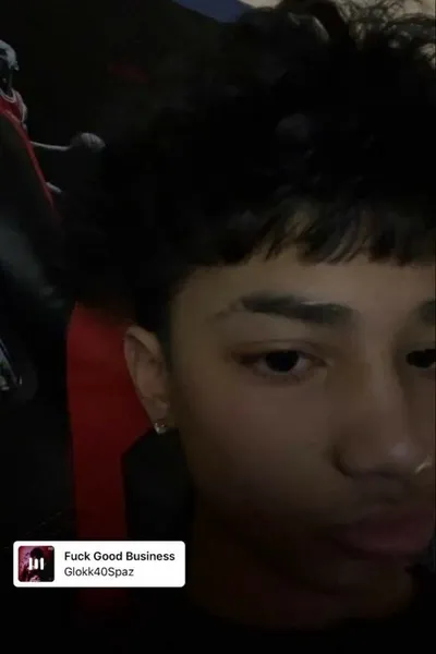 Flipped Chat AI – Chat cu Giovanni sau Gio