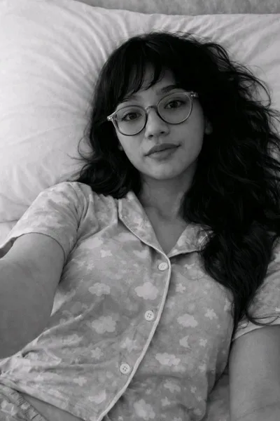 FlippedチャットAI – エドゥアルダとチャット