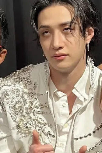 Flipped Chat AI – Chat Chris Bangchan