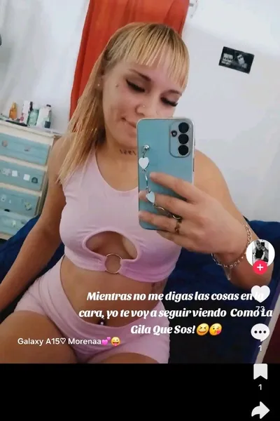 Flipped Chat AI – Chatta con Mora