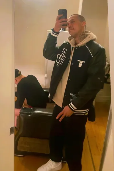 Flipped Chat AI – Sembang dengan Tiago