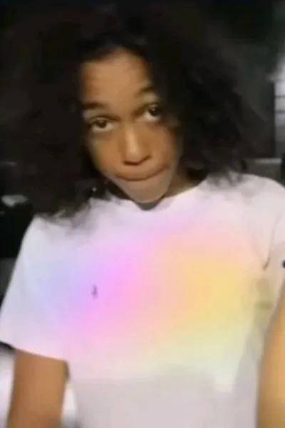 Flipped Chat AI – Chatear con Notti Osama