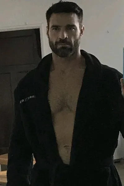 Flipped Chat AI – Bate-papo com Callen Draycott