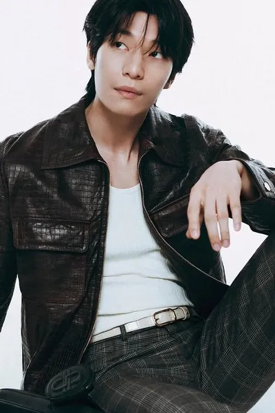 Flipped chat ai - makipag -chat sa Darío Montalva