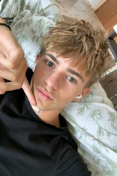 Omgedraaide chat AI – Chat met Enzo Monaco