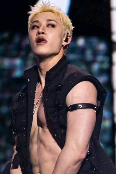 Flipped Chat AI – Csevegés Christopher Chahn Bahng