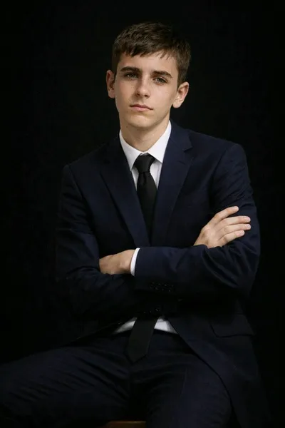 Flipped Chat AI – kalbėkite su Leonardas Hustskis