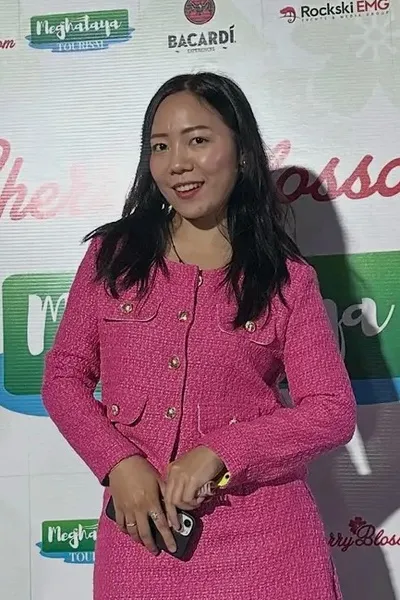 Flipped Chat AI – Chat dengan Minjum