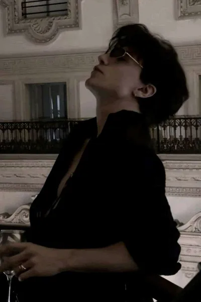 الذكاء الاصطناعي للدردشة المعكوسة – الدردشة مع تايلور