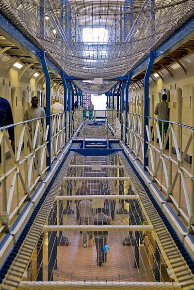 Flipped Chat AI – Chat cu Damon