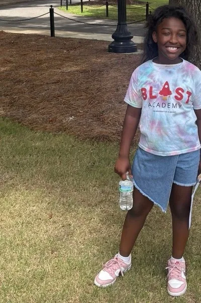 AI trò chuyện đảo ngược – Trò chuyện với Vivi