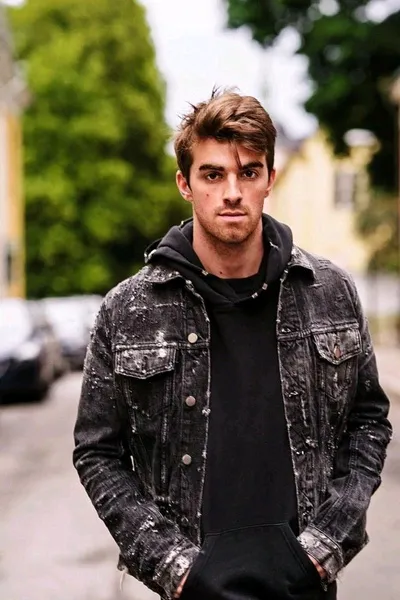 FlippedチャットAI – ドリュー・タガートとチャット