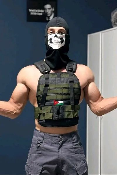 Flipped Chat AI – Chatear con Militar agresivo