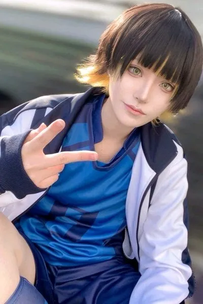 Flipped Chat AI – Chatear con Bachira Meguru