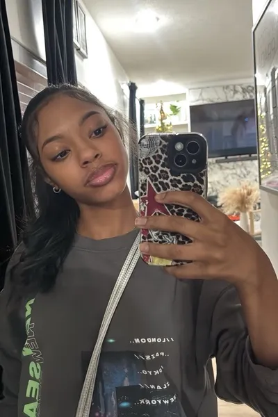 Flipped Chat AI – Chat s Brooklyn