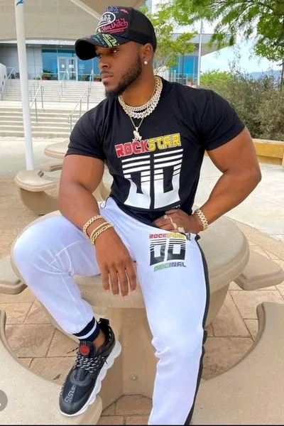 FlippedチャットAI – デレクとチャット