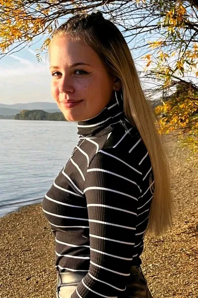 Flipped Chat AI – Csevegés Sára