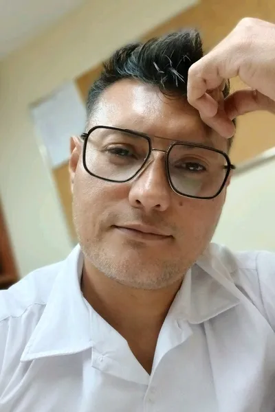 Flipped Chat AI – แชทกับ ริกิ