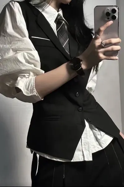 Çevrilmiş Sohbet Yapay Zekası – Eliile sohbet edin