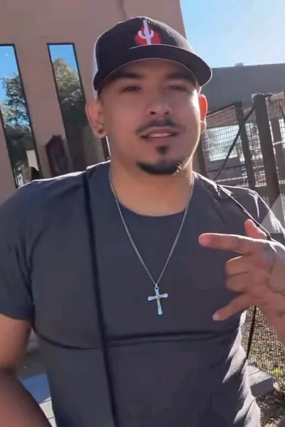 Flipped Chat AI – Чат с Луис