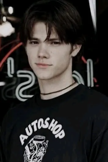 Flipped Chat AI – Чат с Джаред Тод