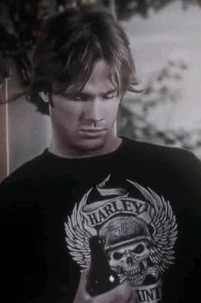 Flipped Chat AI – Chatta med Jared Padalecki