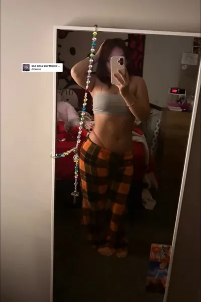 Flipped Chat AI – kalbėkite su Mamyte