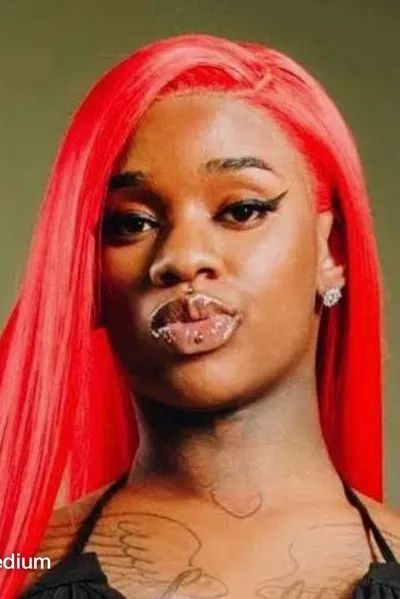 Flipped Chat AI – แชทกับ แฟนสาวของคุณเซ็กซี่สีแดง