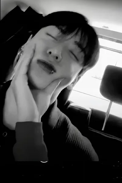 Flipped Chat AI – Bate-papo com Jungkook Jeon