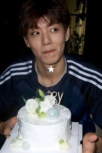 Flipped Chat AI – Chat cu Jungkook