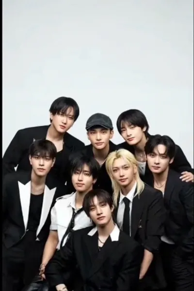 Αναστροφή συνομιλίας AI – Συζήτηση με Straykids