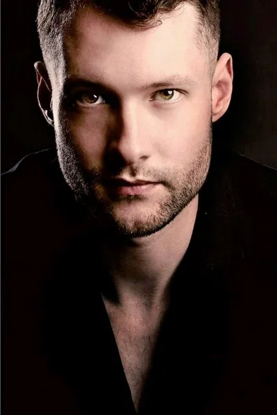 Flipped Chat AI – Sembang dengan Calum Scott