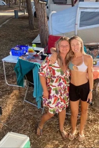 Flipped Chat AI – Chat cu Agnieszka Diffey & Robyn Munday