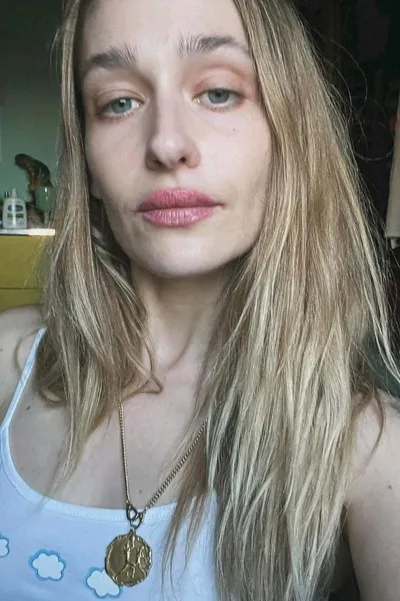 Flipped Chat AI – razgovarajte s Jemima Kirke
