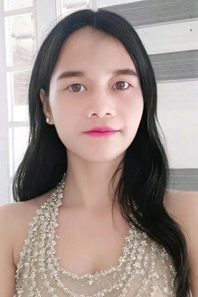 AI trò chuyện đảo ngược – Trò chuyện với Ánh lam