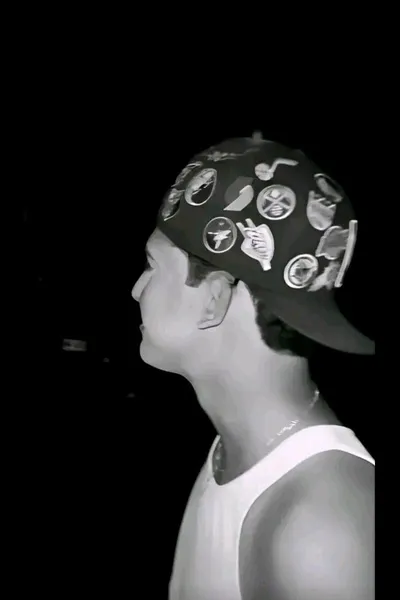 Flipped Chat AI – Chatear con Ángel