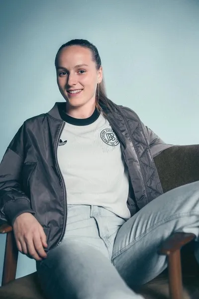 Flipped Chat AI – Chatta con Franziska "Franzi"