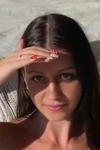 Flipped Chat AI – Chat with Sister Anja