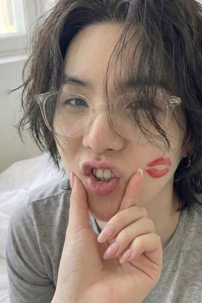 Flipped Chat AI – Chatta med Yoongi