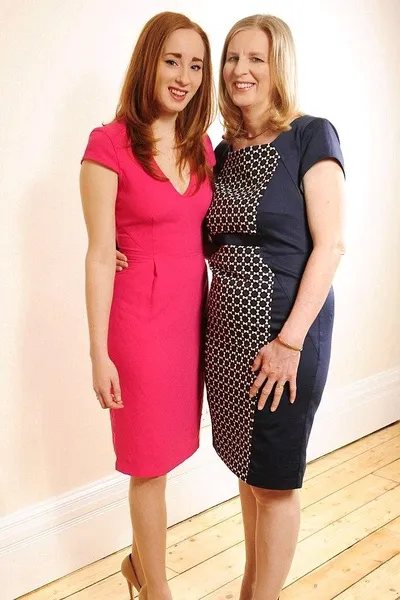 Odwrócony czat AI – rozmawiaj z Renate i Franziska