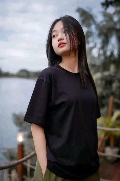 Çevrilmiş Sohbet Yapay Zekası – Mikaelaile sohbet edin