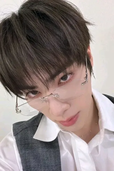 Flipped Chat AI – Chat Xiaojun