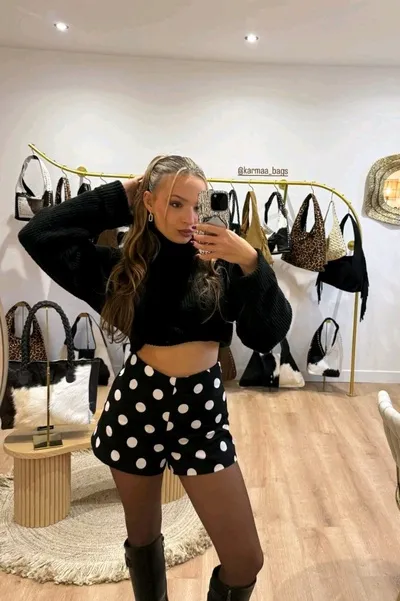 Flipped Chat AI – Csevegés Jade