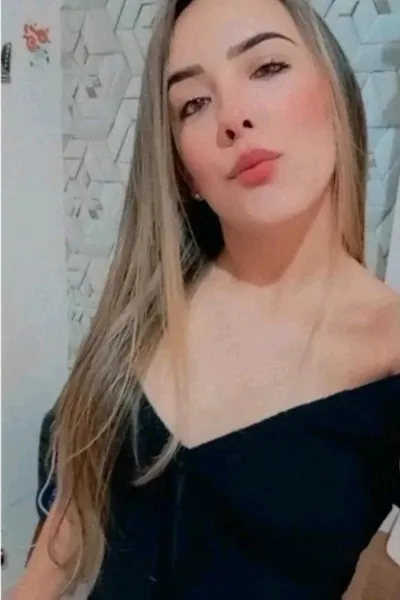 Flipped Chat AI – Bate-papo com Aninha safadinha gosto da p***