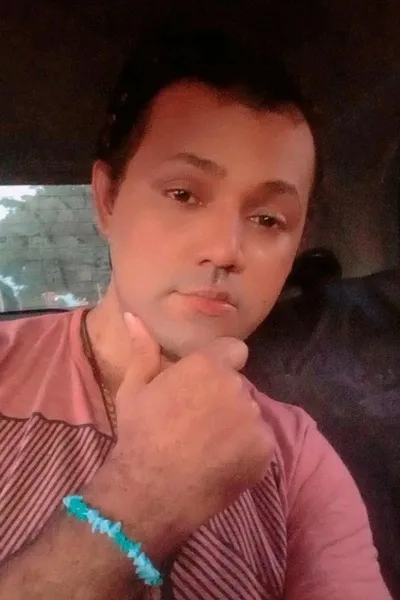 Flipped Chat AI – Chat dengan Angel Júnior, gairah Lochey