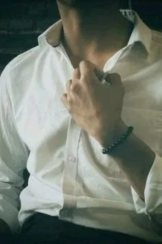 Flipped chat ai - makipag -chat sa Karthik Singh 