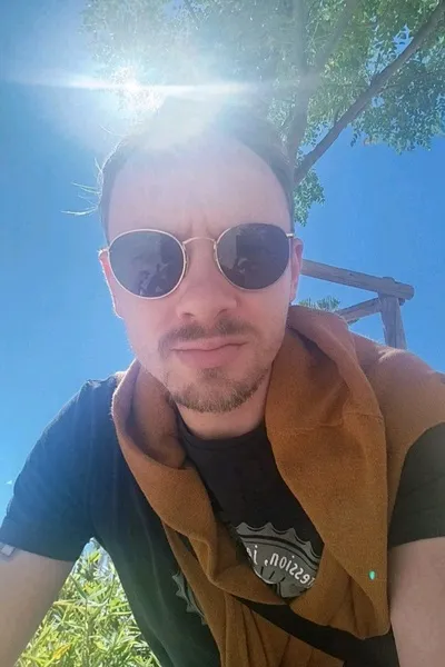 Flipped Chat AI – Chat s Romain