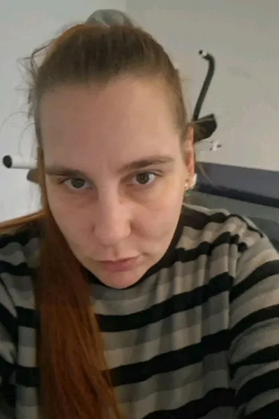 Flipped Chat AI – 빅토리아와 채팅