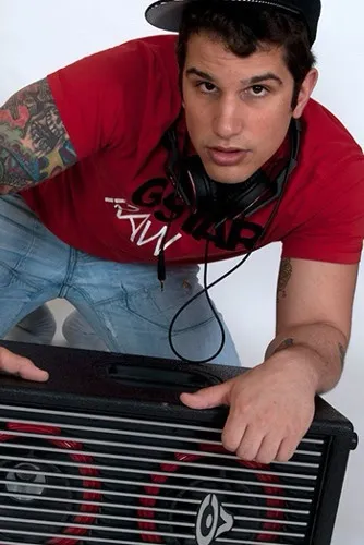 Flipped Chat AI – Chatear con Caden Morrick